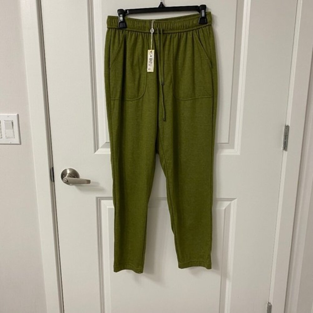 Max Studio Lounge Jogger Pants Sage Green Drawstring Pocket Knit Medium NWT
